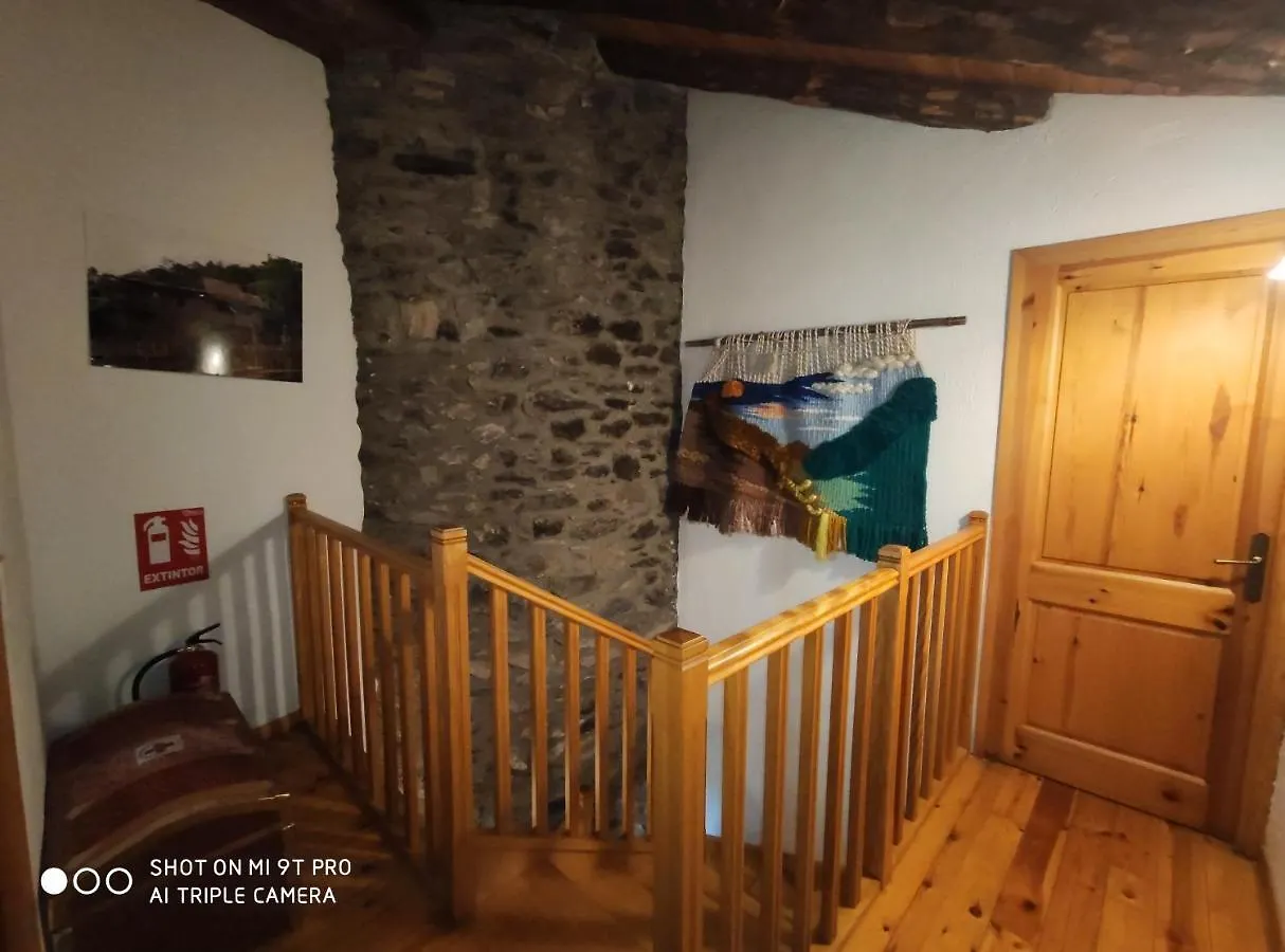 Cal Pauleta Villa Bescaran España